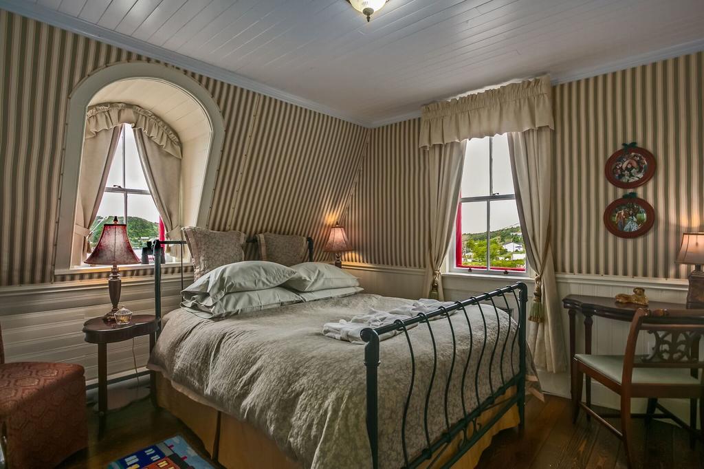 George House Heritage Bed And Breakfast Dildo Eksteriør billede