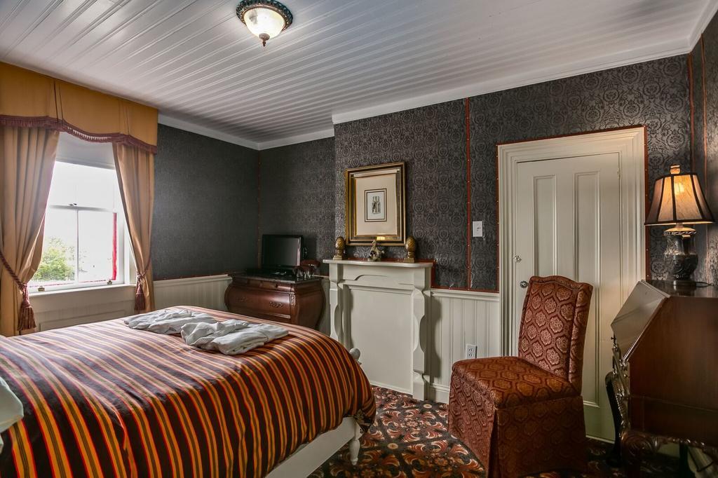 George House Heritage Bed And Breakfast Dildo Eksteriør billede