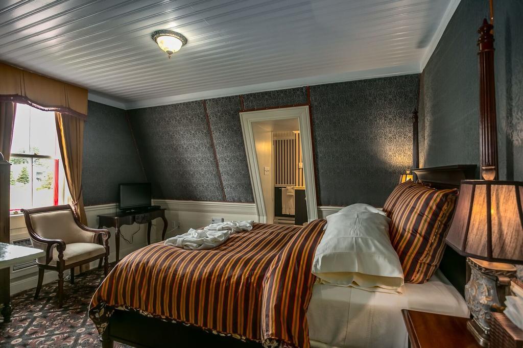 George House Heritage Bed And Breakfast Dildo Eksteriør billede